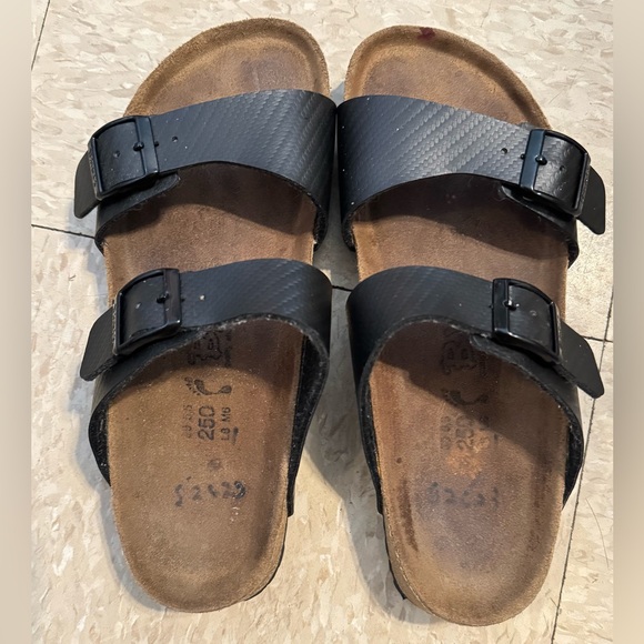 Birkenstock Birki’s Camden(Carbon Fiber Texture)in Black Upper/Cork L8/M6 Narrow - Picture 1 of 16